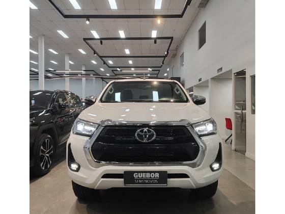 TOYOTA HILUX 2.8 D-4D TURBO DIESEL CD SRV 4X4 AUTOMÁTICO TOYOTA HILUX 2.8 D-4D TURBO DIESEL CD SRV 4X4 AUTOMÁTICO